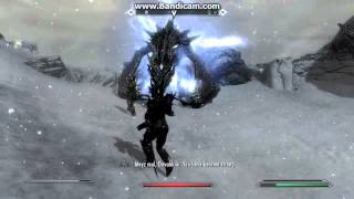 Skyrim defeating Alduin for the first time [upl. by Grory]