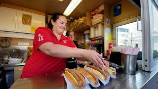 ICELANDS WORLD FAMOUS HOT DOG STAND BÆJARINS BEZTU PYLSUR IN REYKJAVIK 4K [upl. by Aerb152]