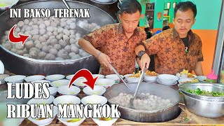 BAKSO PALING ENAK SE INDONESIA  BAKSO CONDONG RAOS streetfood 15 [upl. by Akehsal165]