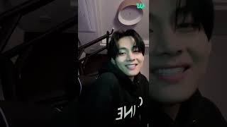 ENG SUB Taehyung Weverse Live quotYoquot 231126 [upl. by Hurlow]