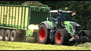 Fendt 933 mit Krone ZX550  Fendt 930 mit Krone ZX450 Ladewagen bei der Grassilage [upl. by Alleuqcaj]