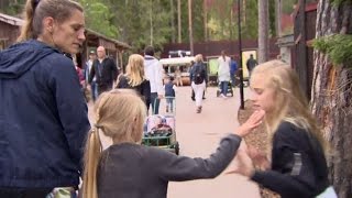 När familjeäventyret på Kolmården slutar i gråt  Familjen Annorlunda TV4 [upl. by Adriane]