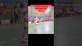 Pasangan ini emang rusuh banget Main badminton kok umpanumpanan🤣🤣🤣 nengmawar agrippina badminton [upl. by Luther]