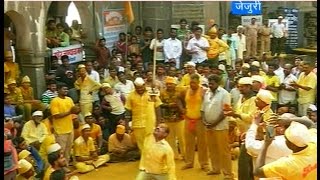 IBN Lokmat Special Show on Jejuri Dasara Festival 2016 [upl. by Dympha]