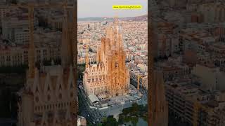 La Sagrada Familia [upl. by Annaerda234]