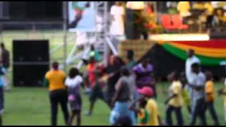 Kirani James Arrives at the Grenada National Stadium for Homecoming Ceremony [upl. by Ruthi]