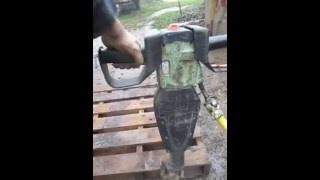 Sullair MK250 Breaker  jack hammer 2 [upl. by Eppie209]