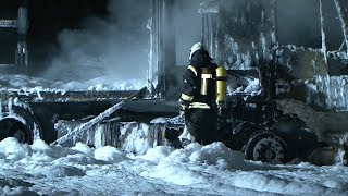 Parkender Lkw an der A31 bei Ochtrup geht in Flammen auf [upl. by Hareehat]