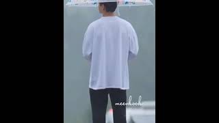 jungkook in rain whatsApp statusmeevkook2o [upl. by Haldeman]