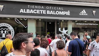 El Albacete Balompié 2024 2025 presenta su nueva equipación [upl. by Tanya]