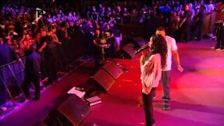 Nelly ft Kelly Rowland Dilemma Live  Orange Rockcorps 2009 [upl. by Dex]