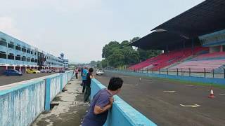 Drag Race Sentul serie 4 2016 Toyota Innova vs Fortuner [upl. by Brechtel994]