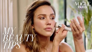 Jessica Alba’s Glamorous Bronzed Makeup Look  My Beauty Tips  Vogue Paris [upl. by Arleyne]