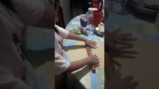 aprendiendo a hacer fideos caseros 1 [upl. by Aranat]