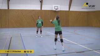 Volleyball DuoFibel  Übung  Pritschen  1 mit 1 [upl. by Baptlsta846]