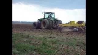 John Deere 8200 a kultivator Dowlands DM 6000 [upl. by Ainud]