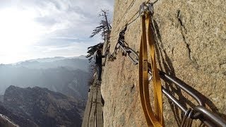 Wanderung auf den Huashan Mountain in China mit Plank Walk zum Temple of God [upl. by Culliton]