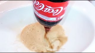 COKE  BAKING SODA  VINEGAR  DIRTY SINK  CLEAN SINK The Effects Of Using Coke To Clean [upl. by Eiderf]