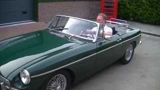 MG B MGB Cabriolet 1969VIDEO wwwERclassicscom [upl. by Nertie]