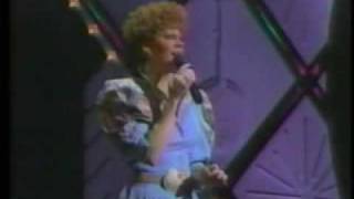 Reba McEntire  Somebody Should Leave 1986 [upl. by Jolee]