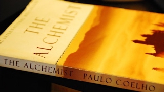 ALCHIMIE  Paulo COELHO  LAlchimiste  Livre Audio Français  FR [upl. by Robinet]