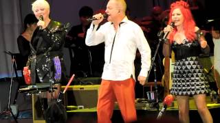 The B52s Love Shack Rock Lobster Live in Hollywood [upl. by Hausmann854]