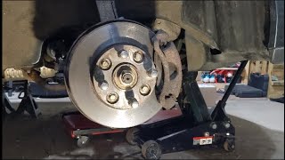 Remove spindle axle nut on a 96 Honda Accord [upl. by Wolfie]