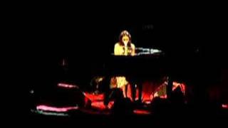 Norah Jones  Painter Song live Düsseldorf 200807 [upl. by Eelarbed139]