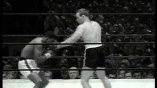 Floyd Patterson vs Ingemar Johansson I  June 26 1959  Rounds 1 amp 2 [upl. by Tserrof]