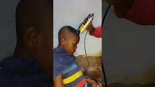 DIY BARB YOUR CHILDREN HAIR YOUR SELF AT THE COMFORT OF YOUR HOME diy educative value barber [upl. by Kelam]