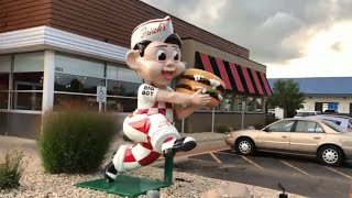 Frischs Big BoyFirst Time Eating at a Frischs Big Boy Springfield Ohio [upl. by Airoled]