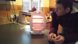 Pifco quartz heater unboxing [upl. by Tenahs]