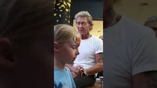 Superstar Peter Maffay zaubert in Tirschenreuth hunderten Fans ein Lächeln ins Gesicht [upl. by Suiratnod996]