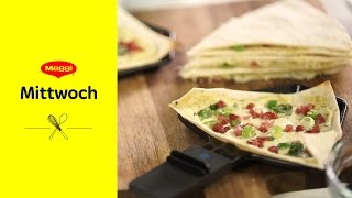 Schnelles Flammkuchen Raclette Rezept  MAGGI Mittwoch [upl. by Kathryn]