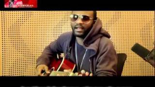 Fally Ipupa chante Catafalque chez Claudy Siar [upl. by Rabbi]