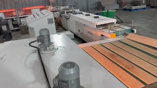 Automatic Vshape groove painting machine Bevel lacquering machine [upl. by Valenba]