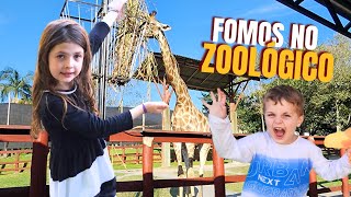 Fomos no Zoológico [upl. by Ardnuaed]