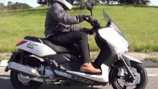 Yamaha XMAX 250 ABS  Prueba [upl. by Bakki899]