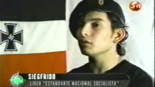 Chilenos Neonazis admirando a Hitler  Chilean people with neoNazis trends [upl. by Eislrahc]