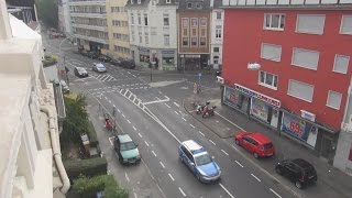 2x FuStKW Polizei Bonn Wachausfahrt mit quietschenden Reifen  Dauerhorn Paralleleinsatz [upl. by Eterg]