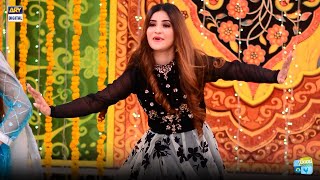 Lar Gaiyaan  Pakistani Mehndi Dance  Arsala Siddiqui [upl. by Lyred556]