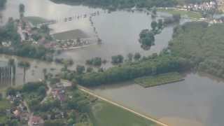 Flug über Bad Dürrenberg 08062013 beim Hochwasser 2013 Borlachturm HD [upl. by Yenttirb892]