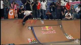 Dennis Busenitz Tampa Pro 2010 final 3 runs [upl. by Arika]