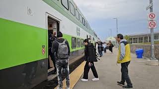 A GO Train Arriving at Downsview Park Station heading to Barrie [upl. by Dugas]