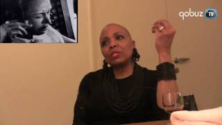 Dee Dee Bridgewater chante Billie Holiday  qobuzcom [upl. by Gievlos]