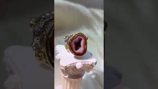 Natural crystal ring super strong gold absorbing treasure pot ring jewelry pendant [upl. by Zarger]