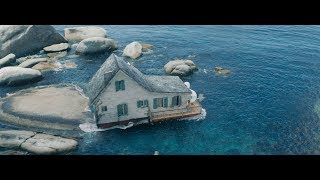 Amazing Floating Home  Lifes Adventure  Reynald Gresset [upl. by Ahsyen]