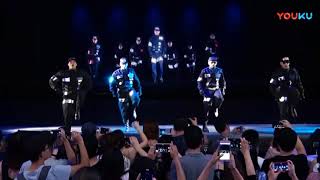 A hologram Michael Jackson appear at a Chinese tribute show [upl. by Fulks]