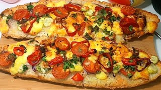 Bayat ekmekler çöpe gitmeyecek ‼️5Dakikada Kolay pratik pidepizza sarımsaklı ekmek 👌125 [upl. by Proudlove964]