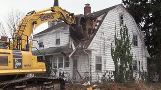 House Demolition 2 Old Georgetown [upl. by Letnuahs]